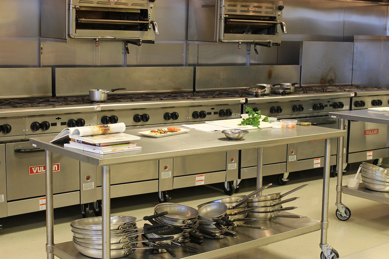 Installation cuisine inox professionnelle, Fourneau, four